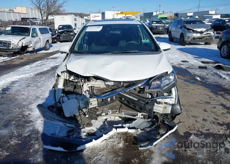 2018 Honda Fit Ex z USA, uszkodzony, nr VIN 3HGGK5H87JM702865